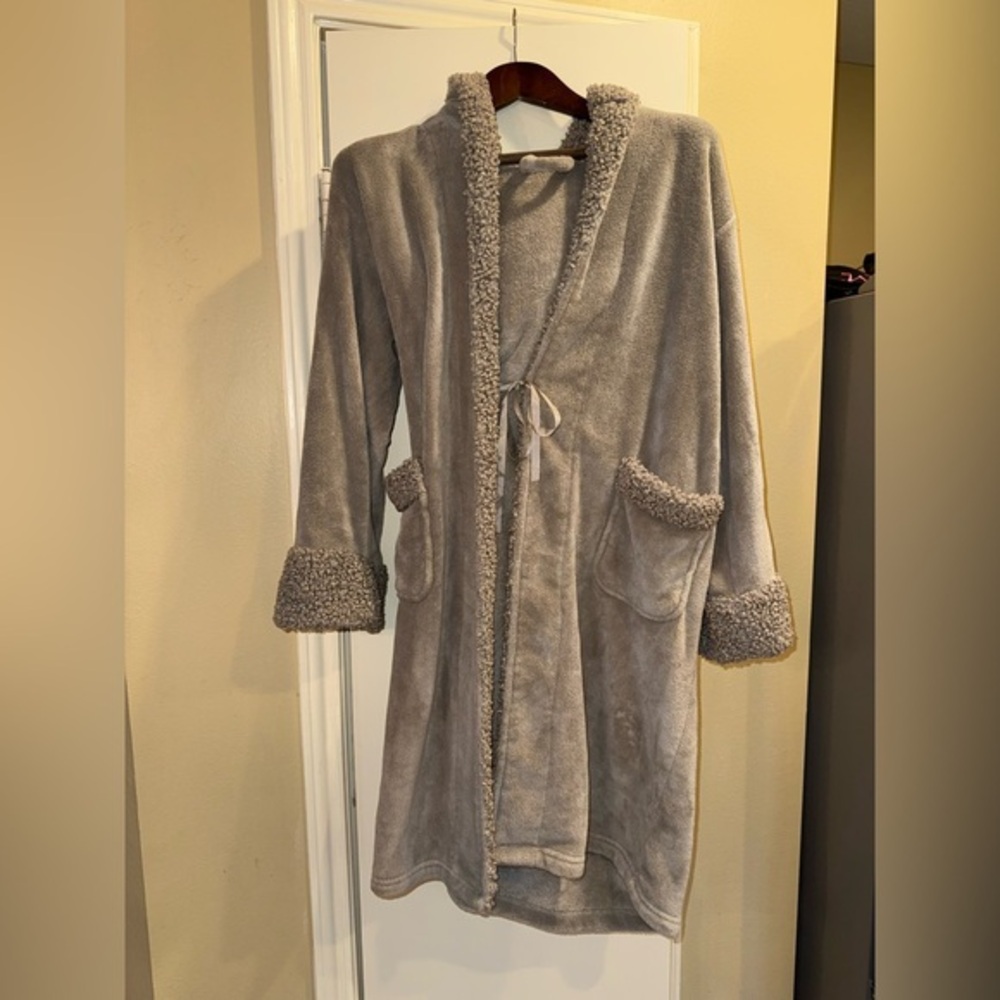 ▶️ Pottery Barn ◀️ Faux Fur Hooded Robe Gray Small